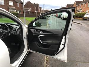 Vauxhall Insignia 2.0 CDTi SRi Auto Euro 5 5dr
