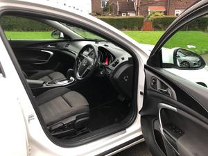 Vauxhall Insignia 2.0 CDTi SRi Auto Euro 5 5dr