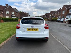 Ford Focus 1.6 Zetec Euro 5 5dr