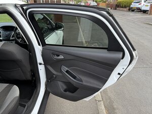 Ford Focus 1.6 Zetec EURO 5 5dr