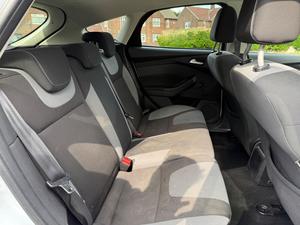 Ford Focus 1.6 Zetec Euro 5 5dr
