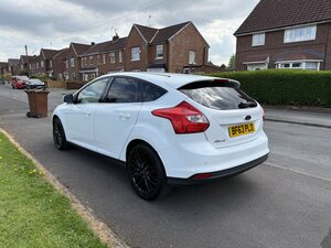 Ford Focus 1.6 Zetec EURO 5 5dr