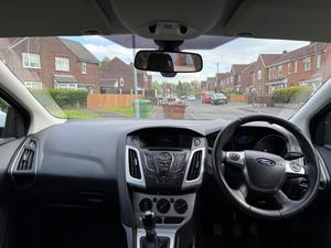 Ford Focus 1.6 Zetec Euro 5 5dr