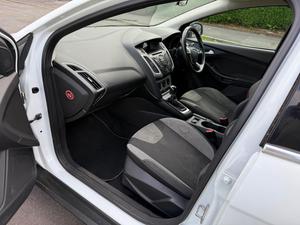 Ford Focus 1.6 Zetec Euro 5 5dr