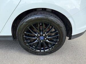 Ford Focus 1.6 Zetec EURO 5 5dr