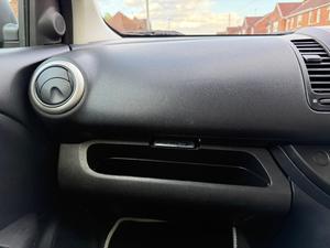 Nissan Note 1.4 16V n-tec+ Euro 5 5dr
