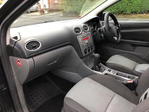 Ford Focus 1.6 Zetec 5dr