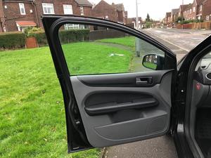 Ford Focus 1.6 Zetec 5dr