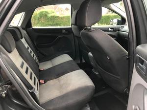 Ford Focus 1.6 Zetec 5dr