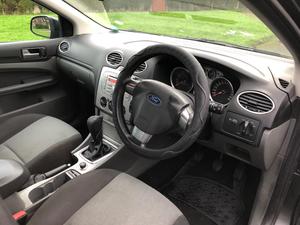 Ford Focus 1.6 Zetec 5dr