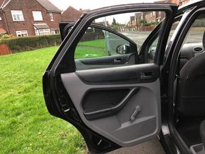 Ford Focus 1.6 Zetec 5dr