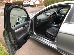 Mercedes-Benz C Class 2.1 C220 CDI Sport Auto Euro 4 4dr