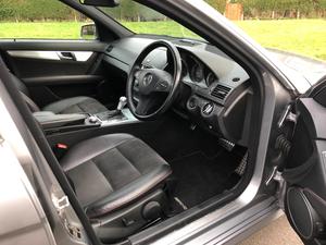 Mercedes-Benz C Class 2.1 C220 CDI Sport Auto Euro 4 4dr