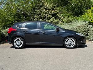 Ford Focus 1.6 TDCi Titanium X Euro 5 (s/s) 5dr