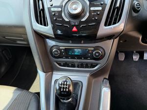 Ford Focus 1.6 TDCi Titanium X Euro 5 (s/s) 5dr
