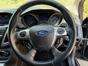 Ford Focus 1.6 TDCi Titanium X Euro 5 (s/s) 5dr