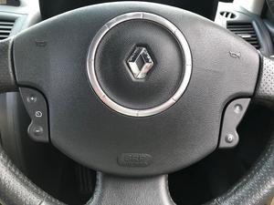 Renault Megane 1.6 VVT Dynamique 3dr
