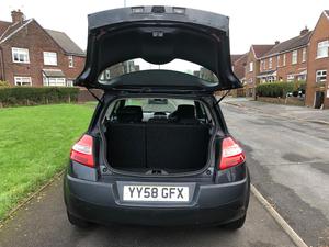Renault Megane 1.6 VVT Dynamique 3dr