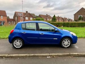 Renault Clio 1.2 TCe Dynamique Euro 4 5dr