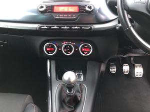 Alfa Romeo Giulietta 1.4 TB MultiAir Veloce Euro 5 (s/s) 5dr