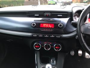 Alfa Romeo Giulietta 1.4 TB MultiAir Veloce Euro 5 (s/s) 5dr