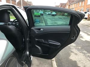Alfa Romeo Giulietta 1.4 TB MultiAir Veloce Euro 5 (s/s) 5dr