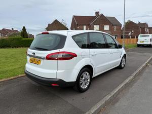 Ford S-Max 2.0 TDCi Zetec Powershift Euro 5 5dr