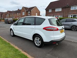 Ford S-Max 2.0 TDCi Zetec Powershift Euro 5 5dr
