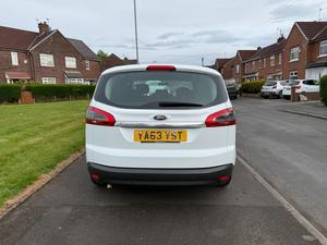 Ford S-Max 2.0 TDCi Zetec Powershift Euro 5 5dr