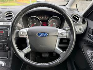 Ford S-Max 2.0 TDCi Zetec Powershift Euro 5 5dr