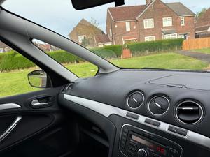 Ford S-Max 2.0 TDCi Zetec Powershift Euro 5 5dr