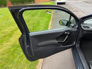 Peugeot 208 1.0 VTi PureTech Access Euro 5 3dr