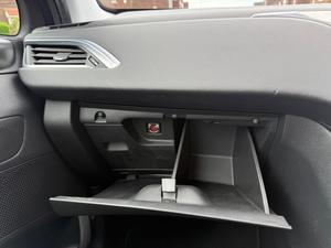 Peugeot 208 1.0 VTi PureTech Access Euro 5 3dr