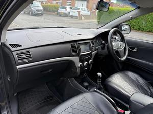SsangYong Korando 2.0D SX 4WD Euro 5 5dr