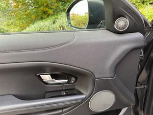 Land Rover Range Rover Evoque 2.0 eD4 SE Tech FWD Euro 6 (s/s) 5dr