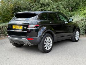 Land Rover Range Rover Evoque 2.0 eD4 SE Tech FWD Euro 6 (s/s) 5dr