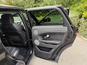 Land Rover Range Rover Evoque 2.0 eD4 SE Tech FWD Euro 6 (s/s) 5dr