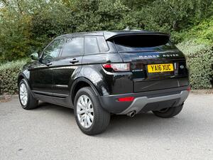 Land Rover Range Rover Evoque 2.0 eD4 SE Tech FWD Euro 6 (s/s) 5dr