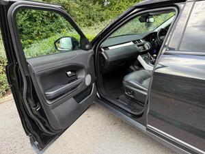 Land Rover Range Rover Evoque 2.0 eD4 SE Tech FWD Euro 6 (s/s) 5dr