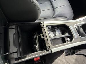 Land Rover Range Rover Evoque 2.0 eD4 SE Tech FWD Euro 6 (s/s) 5dr