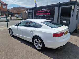 Audi A5 2.0 Tdi Ultra Se Technik 5dr