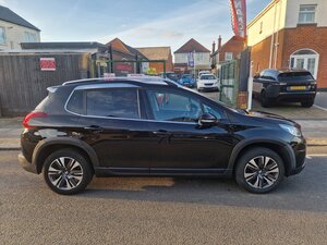 Peugeot 2008 1.2 Allure 5dr