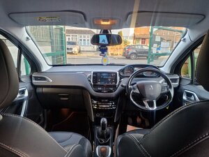 Peugeot 2008 1.2 Allure 5dr