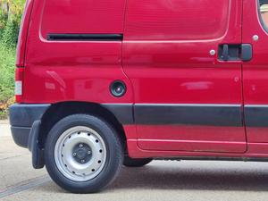 Citroen Berlingo 1.6 HDi 600TD Enterprise 5dr (Euro 4)