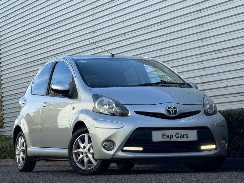 Toyota AYGO 1.0 VVT-i Mode Euro 5 5dr