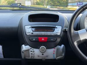 Toyota AYGO 1.0 VVT-i Mode Euro 5 5dr