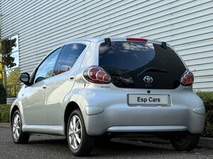 Toyota AYGO 1.0 VVT-i Mode Euro 5 5dr
