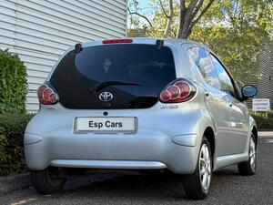 Toyota AYGO 1.0 VVT-i Mode Euro 5 5dr