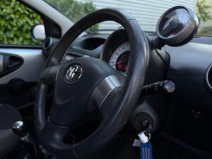 Toyota AYGO 1.0 VVT-i Mode Euro 5 5dr