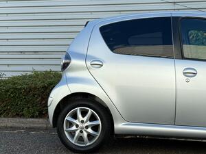 Toyota AYGO 1.0 VVT-i Mode Euro 5 5dr